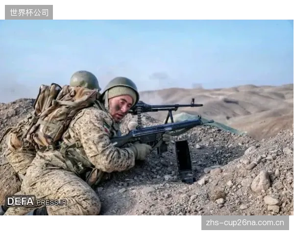 贝兰万德的超长手抛球是伊朗队由守转攻的非传统战术武器。